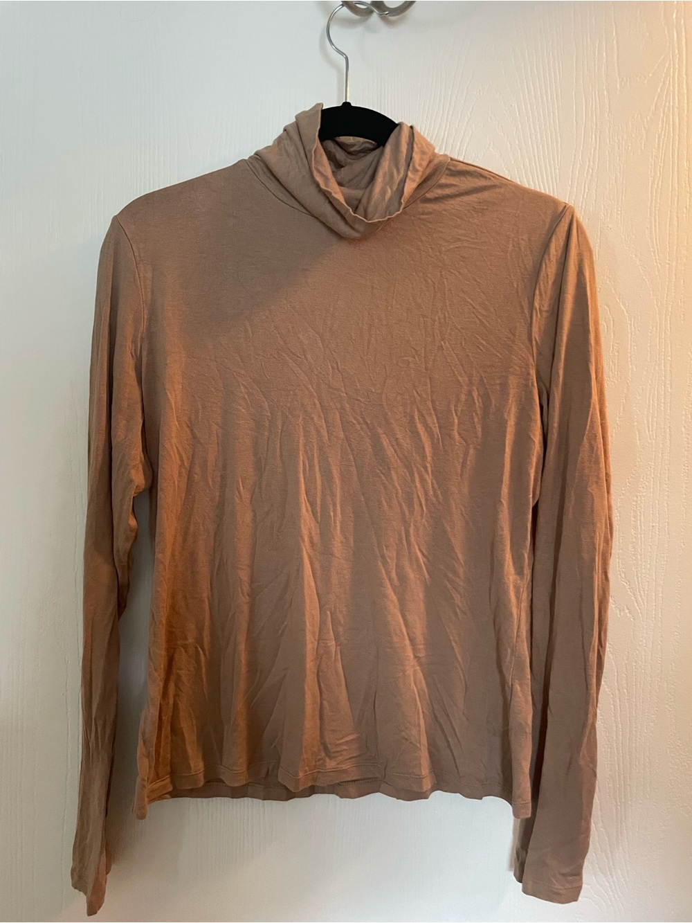 H&M Tan Brown Lightweight Turtleneck Top